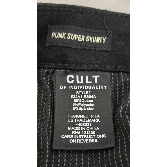 CULT of Individuality Designer Jeans Black Denim Red Snakeskin Distressed NWT - Picture 9 of 10